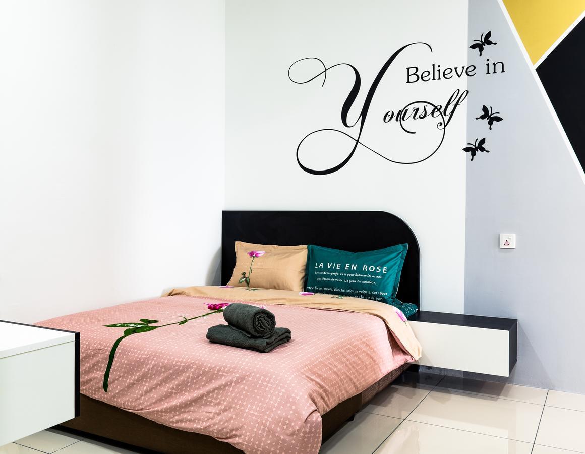 Southwest Island Suite By D Imperio Homestay Bayan Lepas Εξωτερικό φωτογραφία